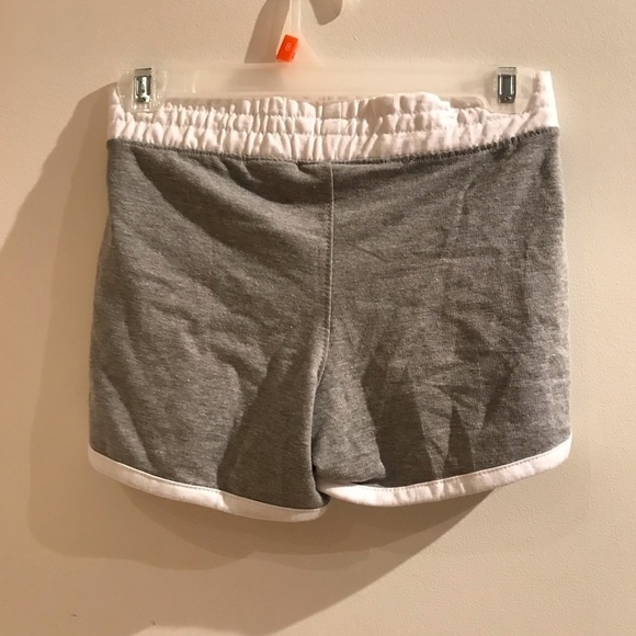 Hurley short like new​​​​​​​ - Picture 3 of 4